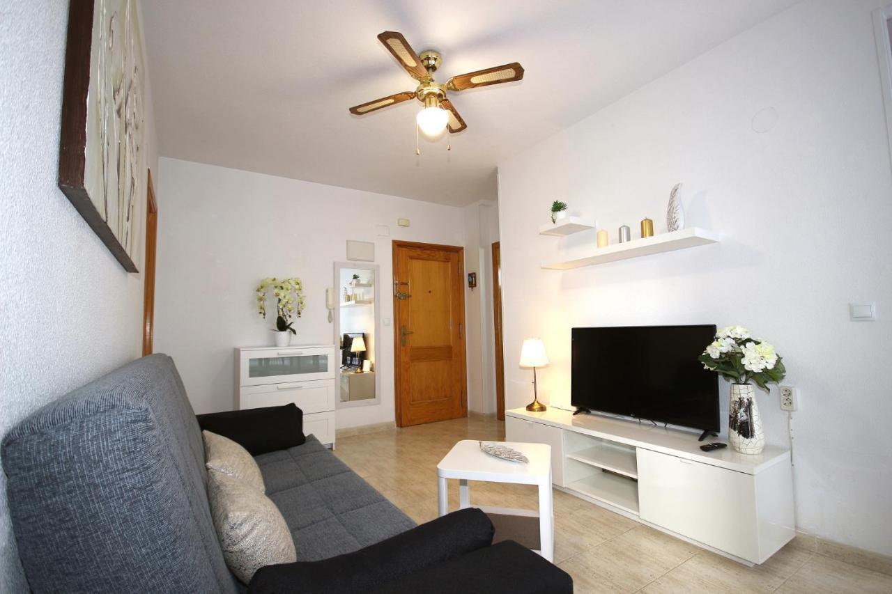 Del Cura Beach Apartment ตอร์เรเวียคา ภายนอก รูปภาพ