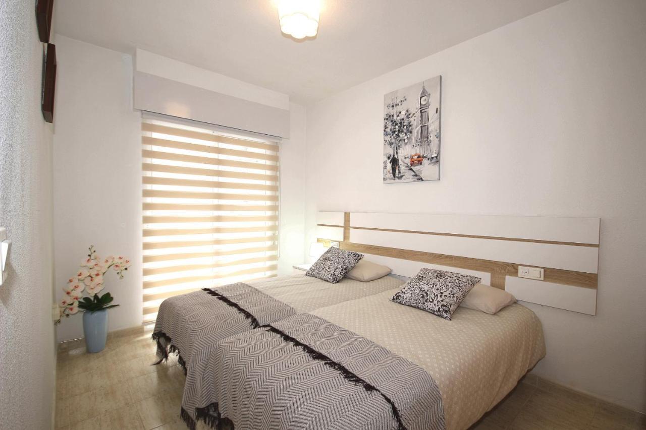 Del Cura Beach Apartment ตอร์เรเวียคา ภายนอก รูปภาพ