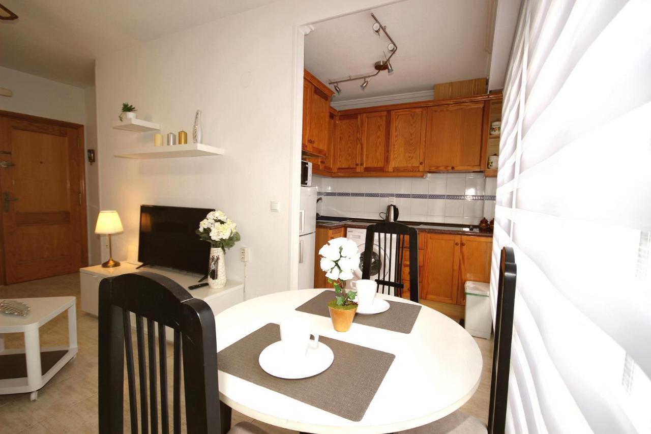 Del Cura Beach Apartment ตอร์เรเวียคา ภายนอก รูปภาพ