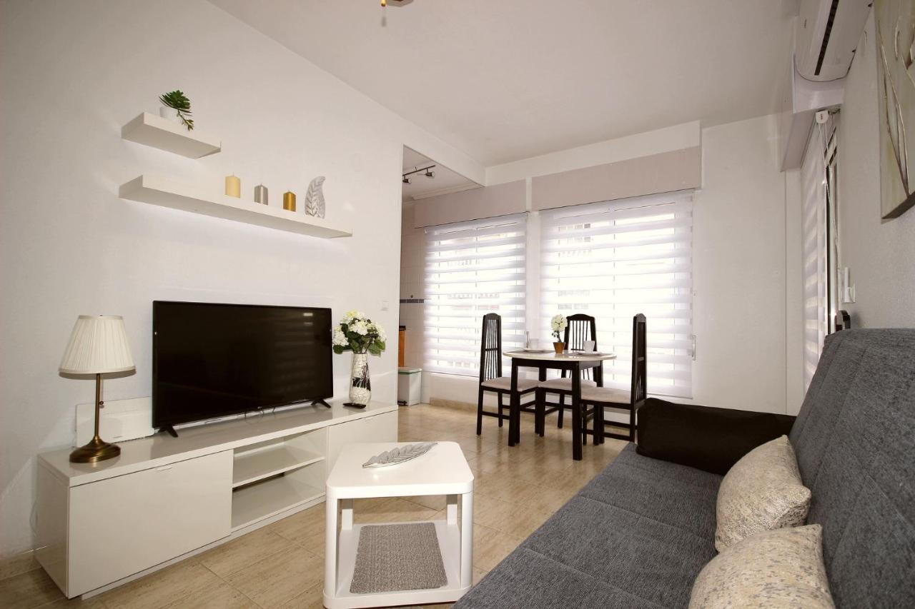 Del Cura Beach Apartment ตอร์เรเวียคา ภายนอก รูปภาพ